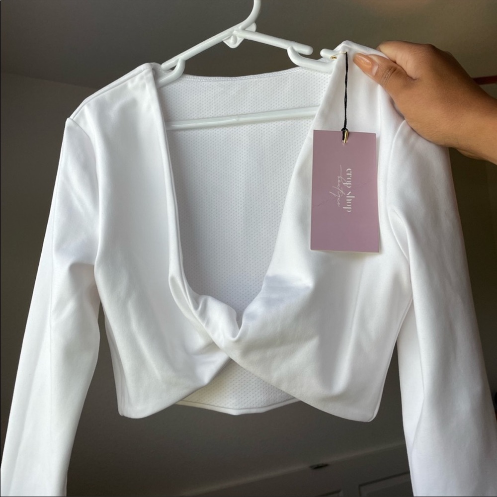 Cropshop Boutique Sierra Long Sleeve